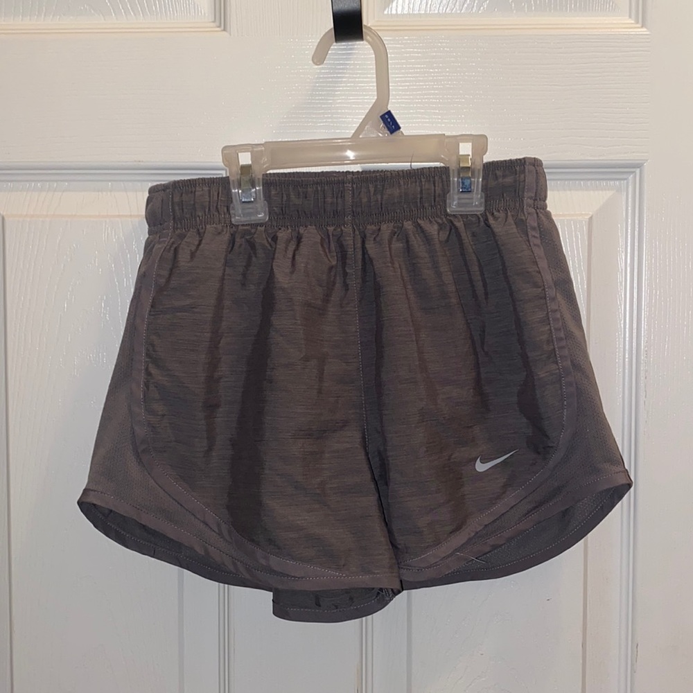 Nike shorts EUC